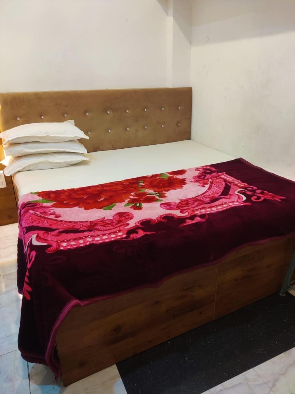 Hotel Amritam Inn اوجاين المظهر الخارجي الصورة
