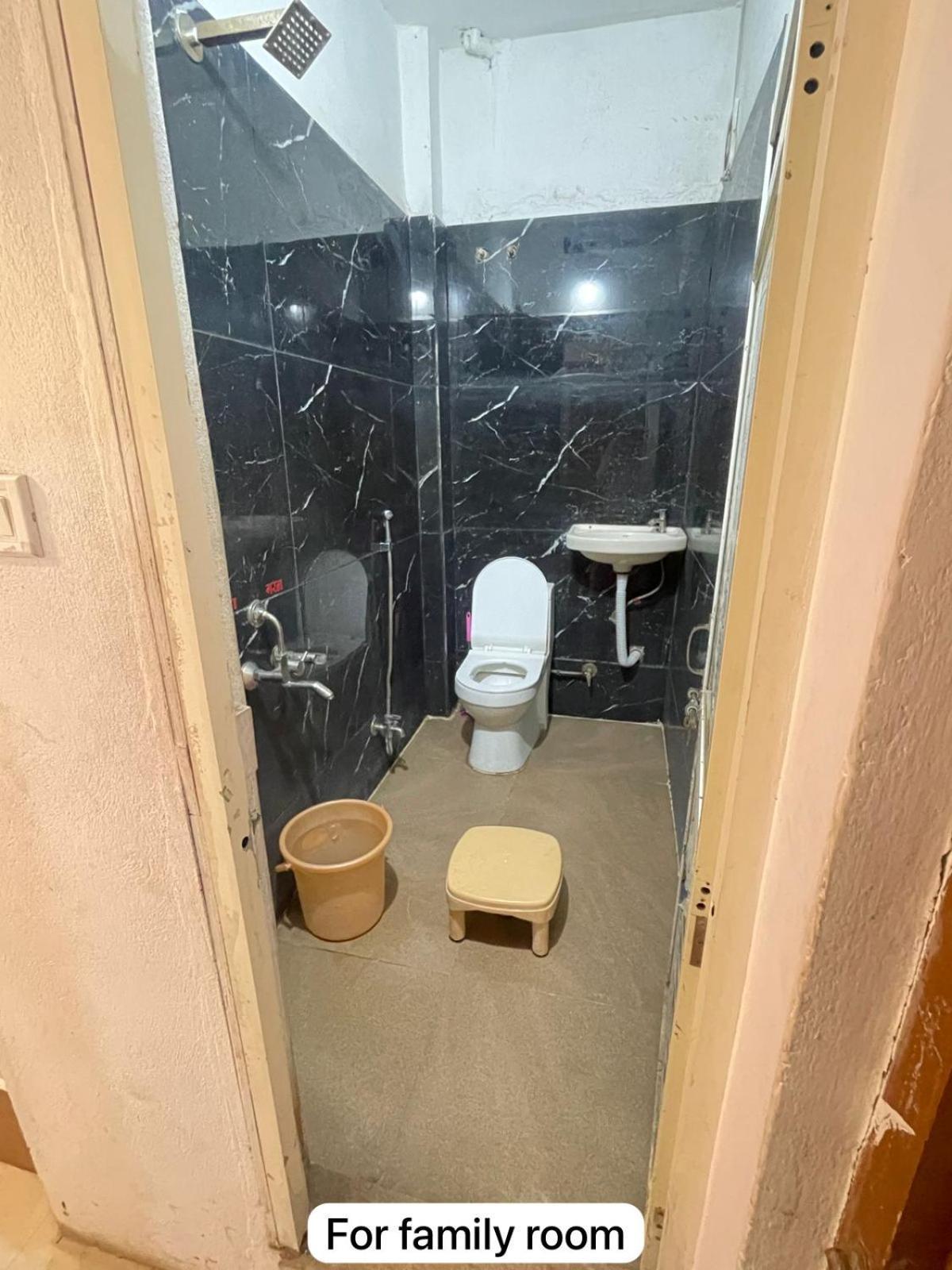 Hotel Amritam Inn اوجاين المظهر الخارجي الصورة
