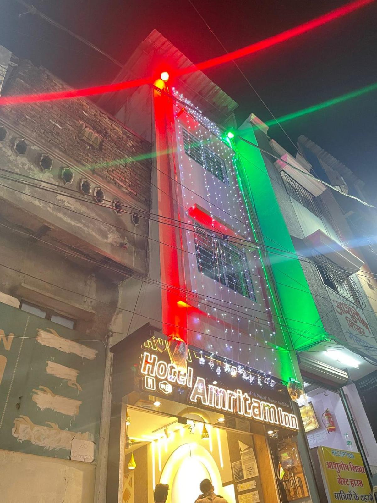 Hotel Amritam Inn اوجاين المظهر الخارجي الصورة